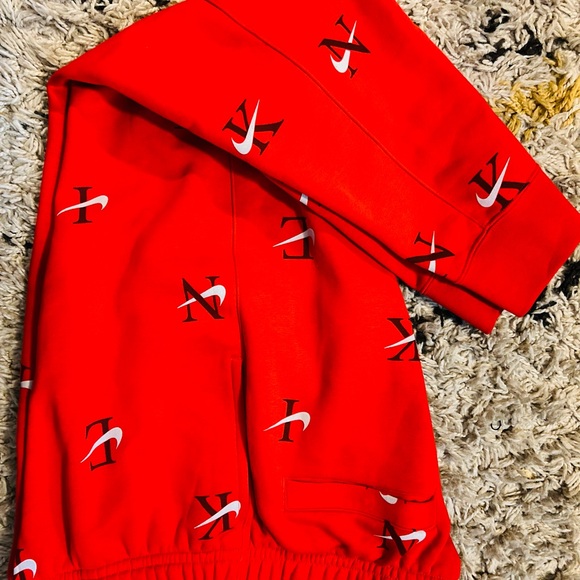 Nike Men’s Jogger Suit Hoodie & Sweatpants - Picture 7 of 13